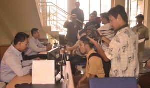ujang tampoy naik uto kku kalbar  indonesia film indie lokal kayong utara