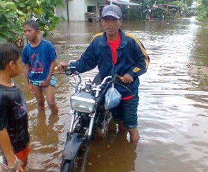 Banjir Sungai Sambas NP KKU Kalbar